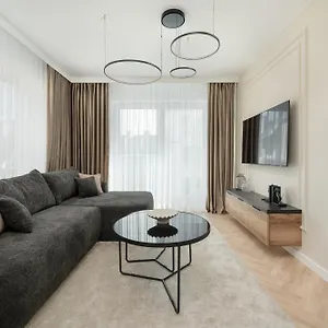 https://eleganckie-apartamenty-z-parkingiem-blisko-starego.hotelswroclaw.com