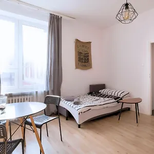 https://50-metrw-do-rynku-minuta-do-starbucksa-apartament-oawska.hotelswroclaw.com